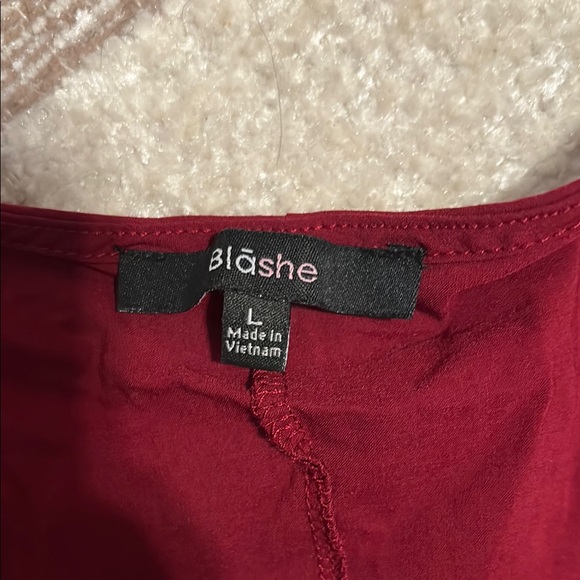 Red Embellished Puff Sleeve Crop Top - Picture 2 of 2